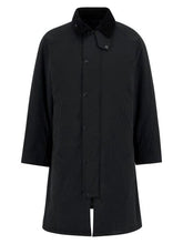 Laden Sie das Bild in den Galerie-Viewer, Barbour - Padded Exmoor Mantel - Black Jacken Barbour
