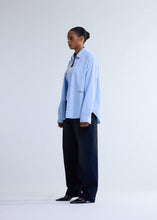 Laden Sie das Bild in den Galerie-Viewer, New Amsterdam - BEACH SHIRT OXFORD LIGHT BLUE Hemden New Amsterdam
