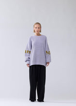 Laden Sie das Bild in den Galerie-Viewer, New Amsterdam - Name Crew Knit - Sea Fog Pullover New Amsterdam
