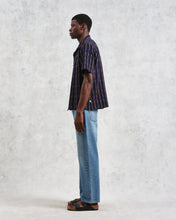 Laden Sie das Bild in den Galerie-Viewer, Wax London - Didcot Shirt - Navy Stripe Hemden Wax London
