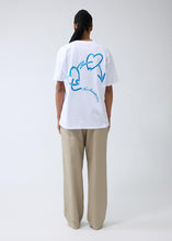 Laden Sie das Bild in den Galerie-Viewer, New Amsterdam - Love Connect Tee - White T-Shirts New Amsterdam
