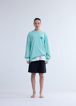 Laden Sie das Bild in den Galerie-Viewer, New Amsterdam - LOGO LONGSLEEVE OCEAN WAVE/SEA GREEN Longsleeves New Amsterdam
