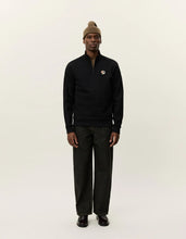 Laden Sie das Bild in den Galerie-Viewer, Les Deux - Felipe Patch Half-Zip Sweatshirt - Black Sweatshirts Les Deux
