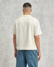 Laden Sie das Bild in den Galerie-Viewer, Wax London - Lido Dobby Shirt - Ecru Hemden Wax London
