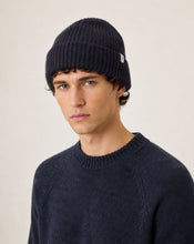 Laden Sie das Bild in den Galerie-Viewer, Les Deux - Rib Beanie - Dark navy Accessoires Samsøe Samsøe
