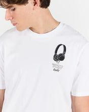 Laden Sie das Bild in den Galerie-Viewer, Wemoto - Crate Tee - White T-Shirts Wemoto
