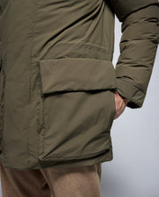 Laden Sie das Bild in den Galerie-Viewer, Elvine - Povel - Dusk Olive Jacken Elvine
