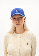Laden Sie das Bild in den Galerie-Viewer, Armedangels - Yenaas Bold Cap - Dynamo Blue Accessoires Armedangels

