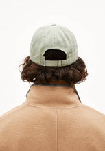 Laden Sie das Bild in den Galerie-Viewer, Armedangels - Yenaas Bold Cap - Seagreen Accessoires Armedangels
