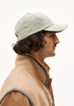 Laden Sie das Bild in den Galerie-Viewer, Armedangels - Yenaas Bold Cap - Seagreen Accessoires Armedangels
