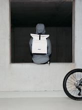 Laden Sie das Bild in den Galerie-Viewer, ucon-acrobatics-hajo-medium-backpack-phantom-series-black
