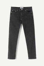 Laden Sie das Bild in den Galerie-Viewer, Samsøe Samsøe Cosmo Jeans Hosen Samsøe Samsøe
