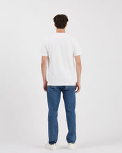 Laden Sie das Bild in den Galerie-Viewer, Minimum - Sims 2.0 T-Shirt 2088 - White T-Shirt Minimum
