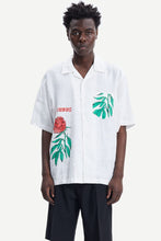 Laden Sie das Bild in den Galerie-Viewer, Samsøe Samsøe - Oscar AP Shirt 14329 - Red Rose Hemden Samsøe Samsøe
