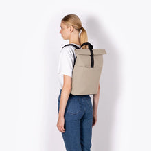Laden Sie das Bild in den Galerie-Viewer, Ucon Acrobatics - Hajo Mini Lotus Backpack - Nude Taschen &amp; Rucksäcke Ucon Acrobatics
