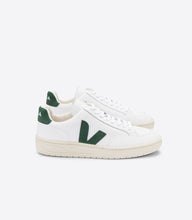 Laden Sie das Bild in den Galerie-Viewer, Veja - V-12 Leather - Extra White / Cyprus Schuhe Veja

