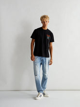 Laden Sie das Bild in den Galerie-Viewer, Woodbird - Rics Family Tee - Black T-Shirts Woodbird
