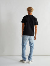 Laden Sie das Bild in den Galerie-Viewer, Woodbird - Rics Family Tee - Black T-Shirts Woodbird
